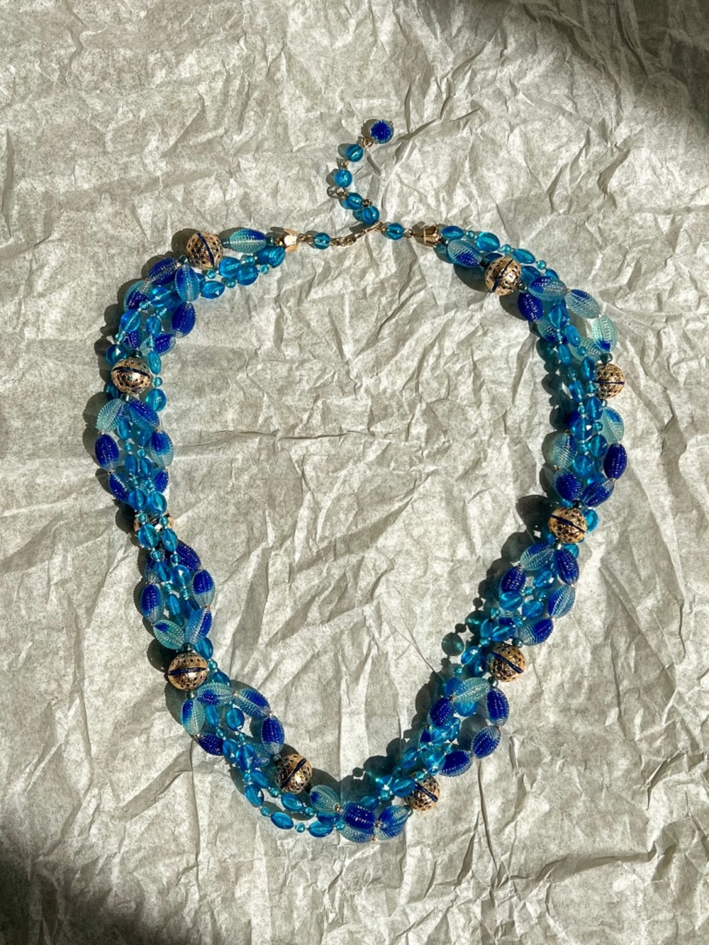Vintage 1950s Blue Lucite Filigree Beaded Necklace